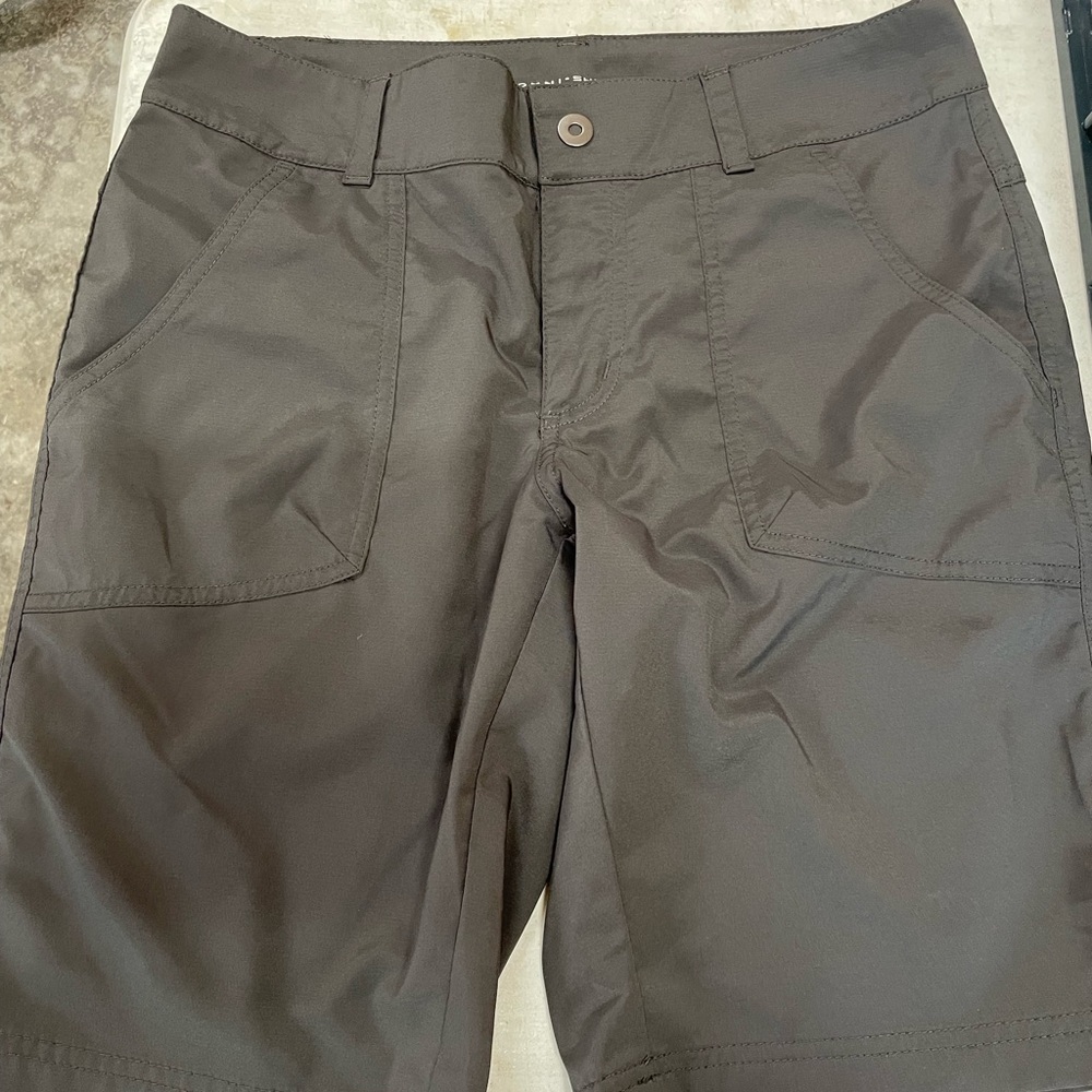 Columbia Omni-Shield Gray Shorts